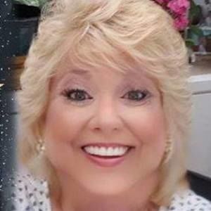 Meet your Posher, Becky